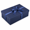 Boîte cadeau rectangulaire 30 x 20 x 10 cm en carton bleu marine avec ruban satin